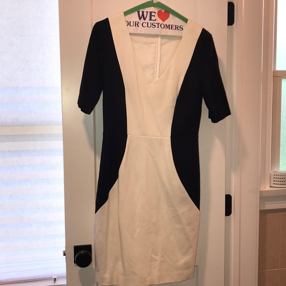 Vamp contour ponte Trina Turk dress